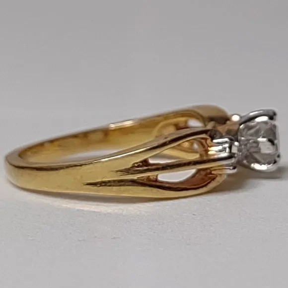 Vintage Gold Tone And Clear Stone Ring Size 5.75 - Picture 9 of 14